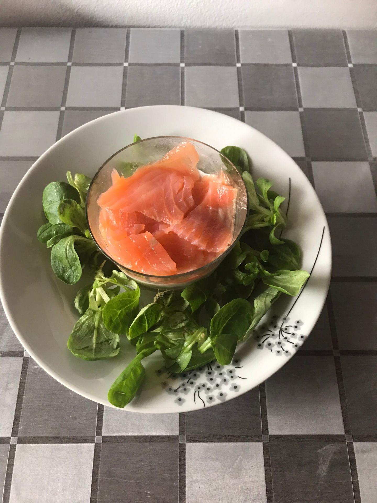 Verrine avocat crevette et saumon